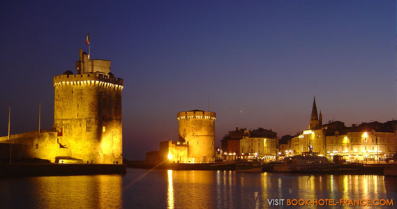 La Rochelle: Port View at Night
